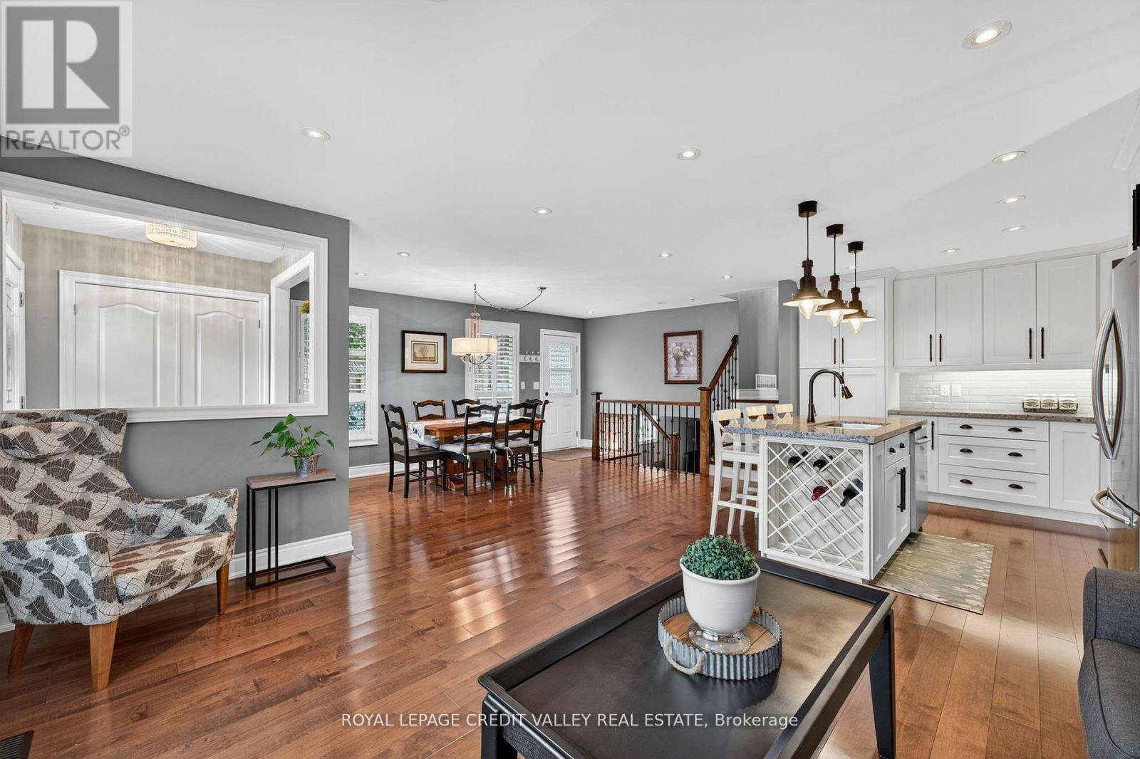 24 Willis Drive, Brampton, Ontario  L6W 1A9 - Photo 20 - W12616370