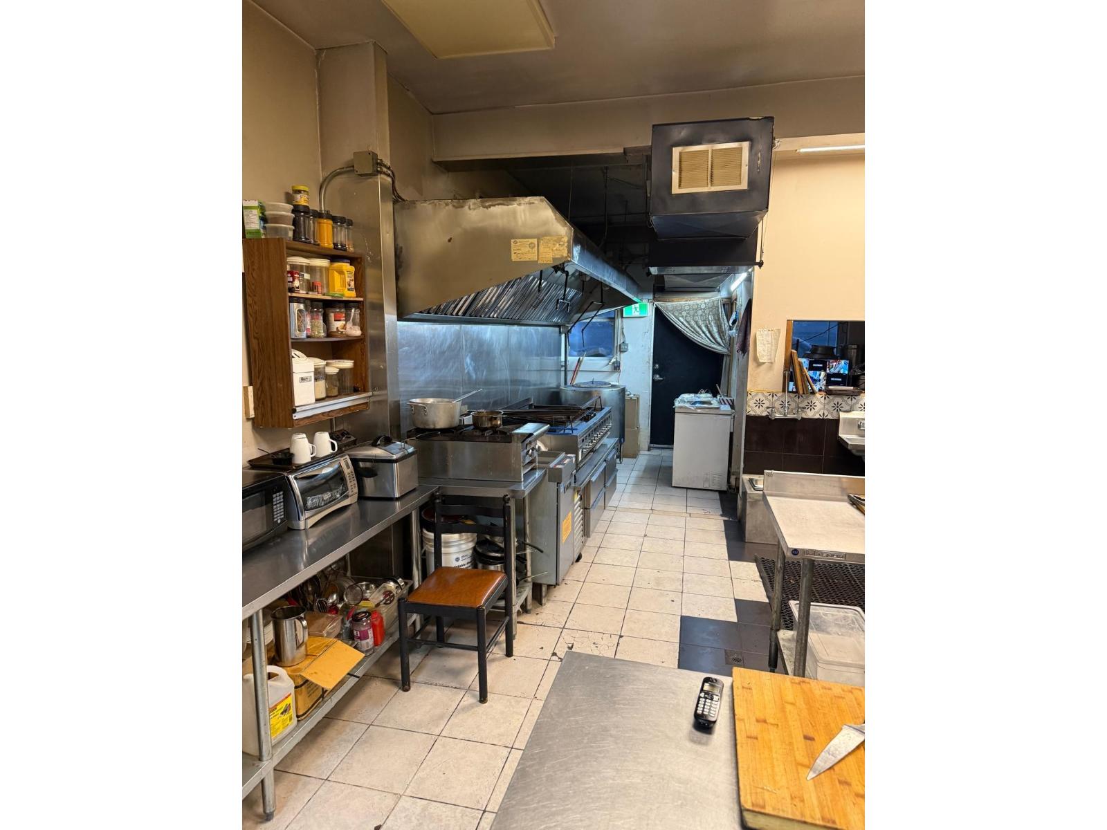 102 9557 120 Street, Delta, British Columbia  V0V 0V0 - Photo 3 - C8074401