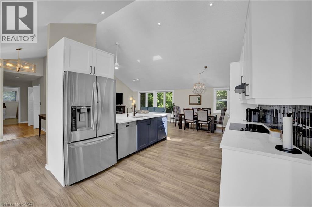 11 Weneil Drive, Freelton, Ontario  L8B 0Z6 - Photo 16 - 40755001