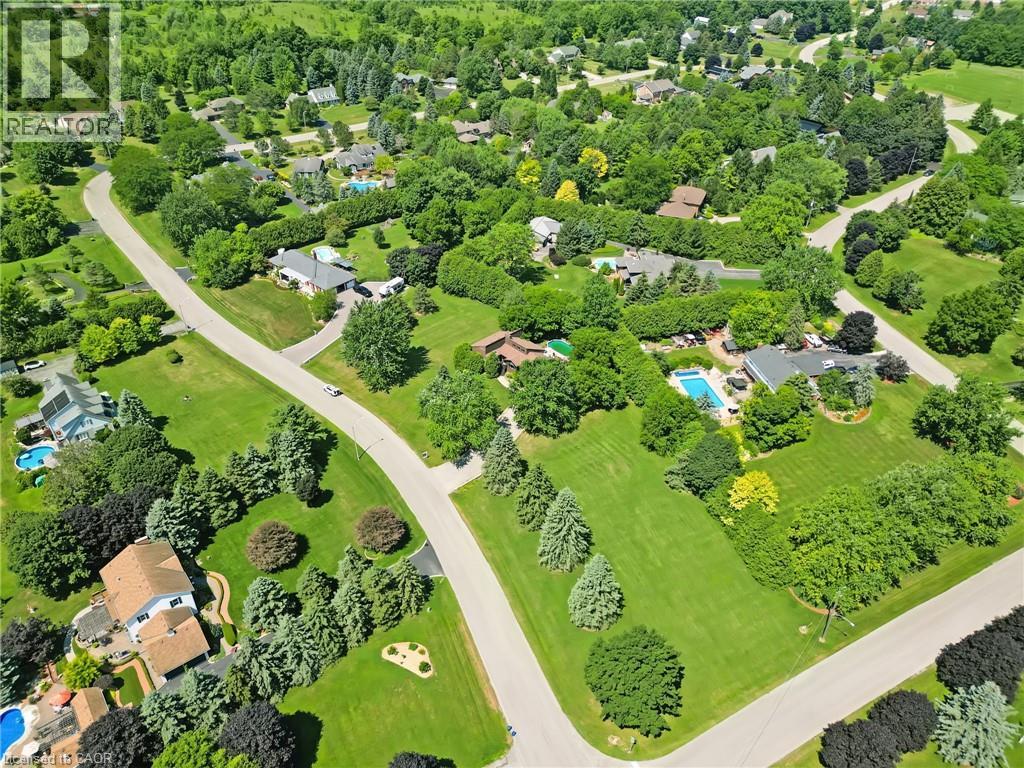 11 Weneil Drive, Freelton, Ontario  L8B 0Z6 - Photo 46 - 40755001