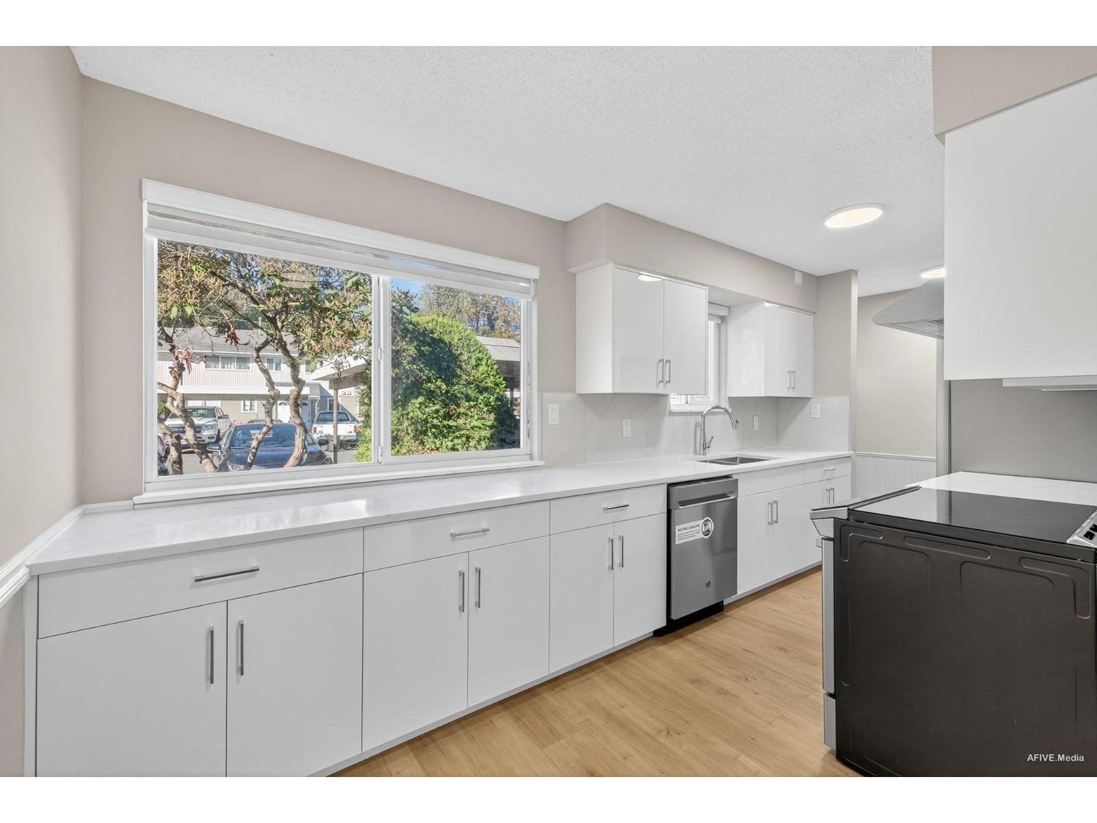 99 45185 Wolfe Road, Chilliwack Proper West, Chilliwack, British Columbia  V2P 1V5 - Photo 5 - R3073259