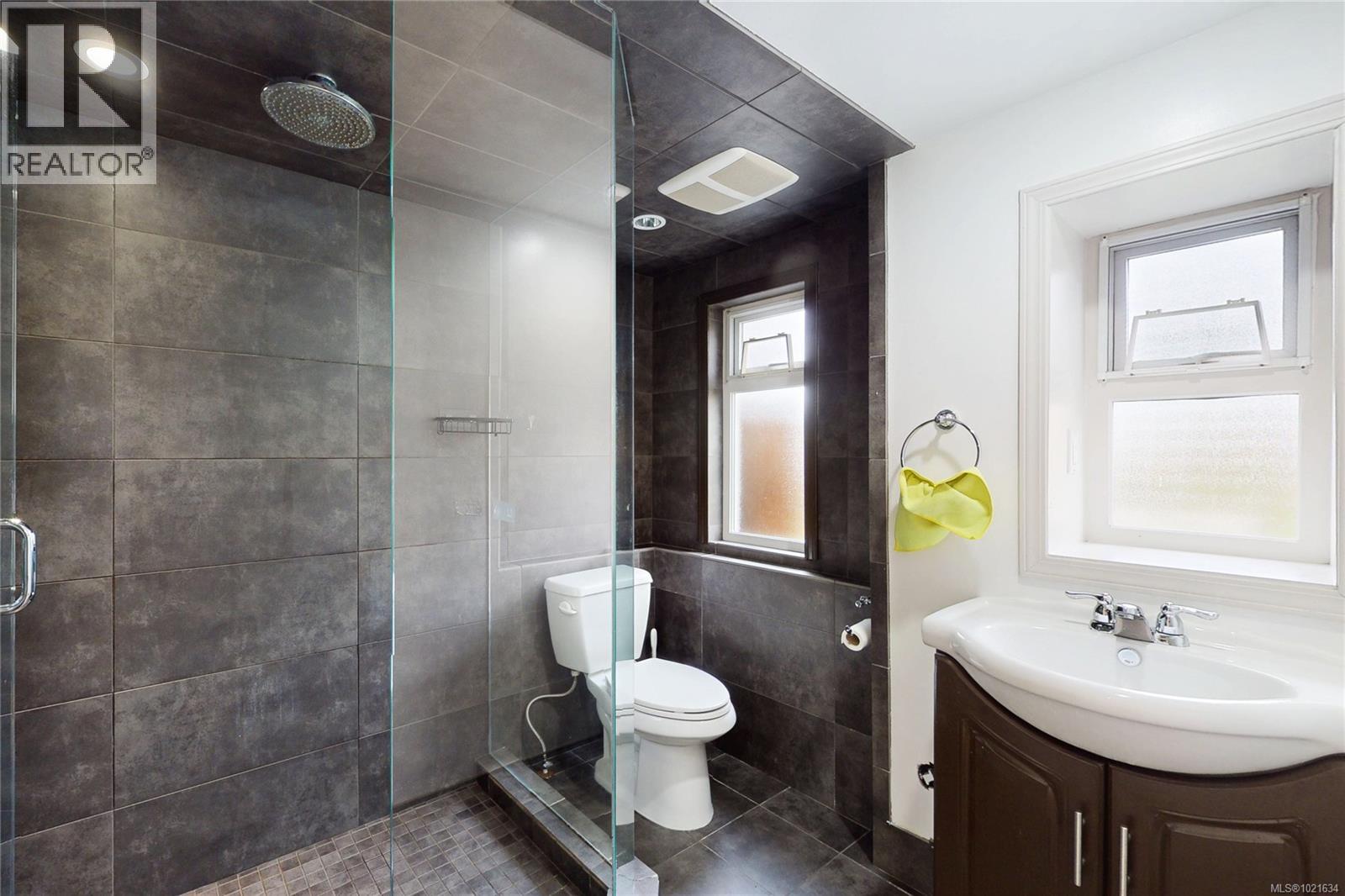 3876 Carey Rd, Saanich, British Columbia  V8Z 4C8 - Photo 34 - 1021634