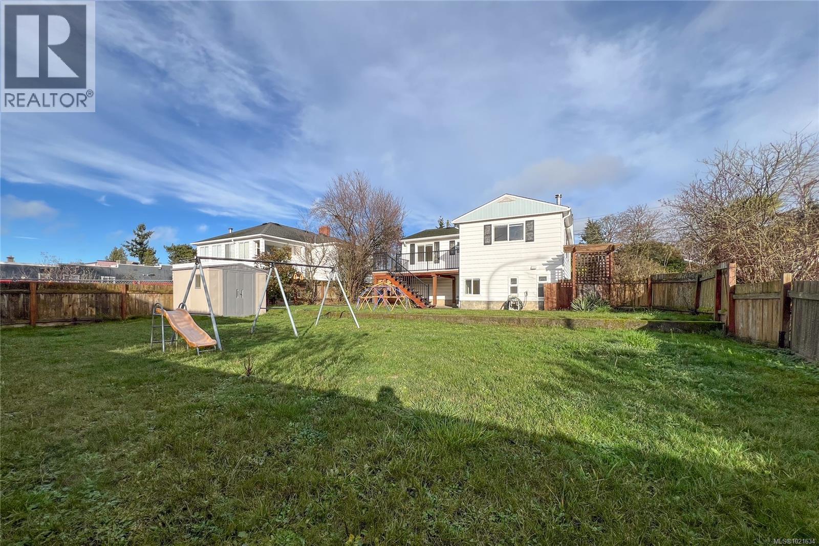 3876 Carey Rd, Saanich, British Columbia  V8Z 4C8 - Photo 49 - 1021634