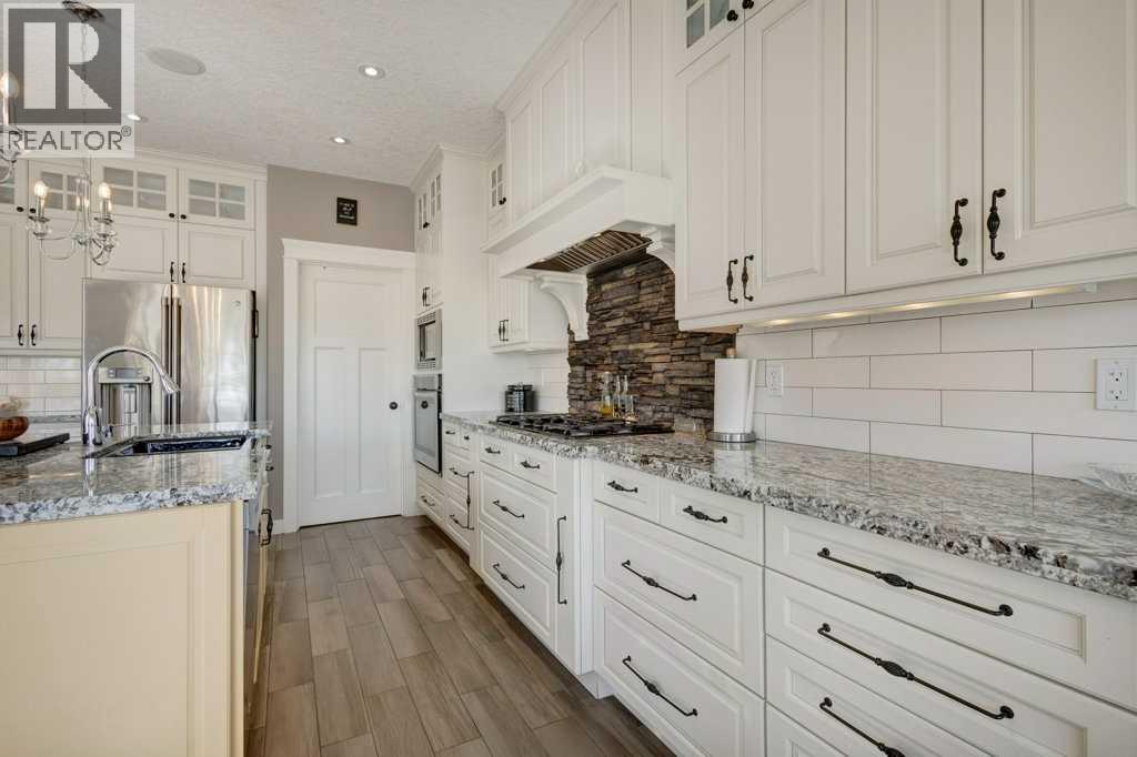 1233 Hillcrest Manor Estate, Strathmore, Alberta  T1p 1x1 - Photo 10 - A2256294