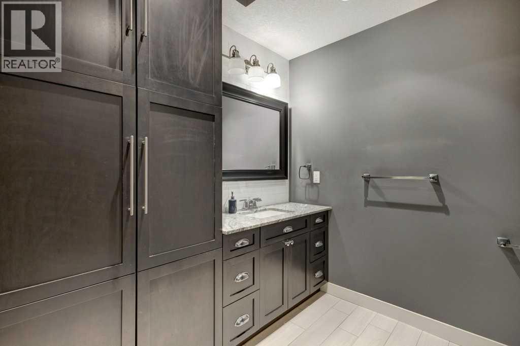 1233 Hillcrest Manor Estate, Strathmore, Alberta  T1p 1x1 - Photo 34 - A2256294