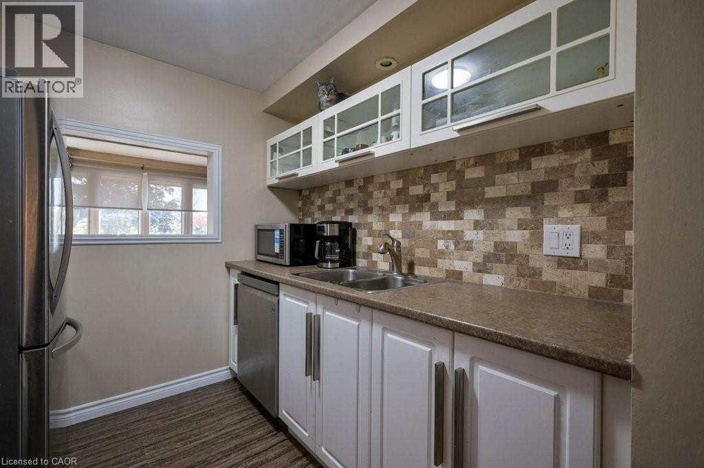 130 Kingswood Drive Unit# 33, Kitchener, Ontario  N2E 1S9 - Photo 5 - 40768926