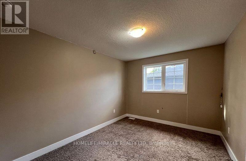 151 Agnes Street, Thames Centre, Ontario  N0M 2P0 - Photo 21 - X12616232