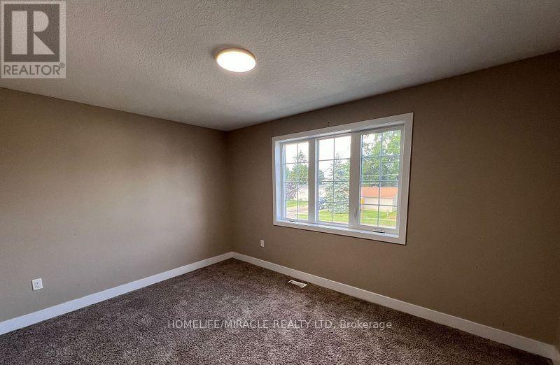 151 Agnes Street, Thames Centre, Ontario  N0M 2P0 - Photo 24 - X12616232