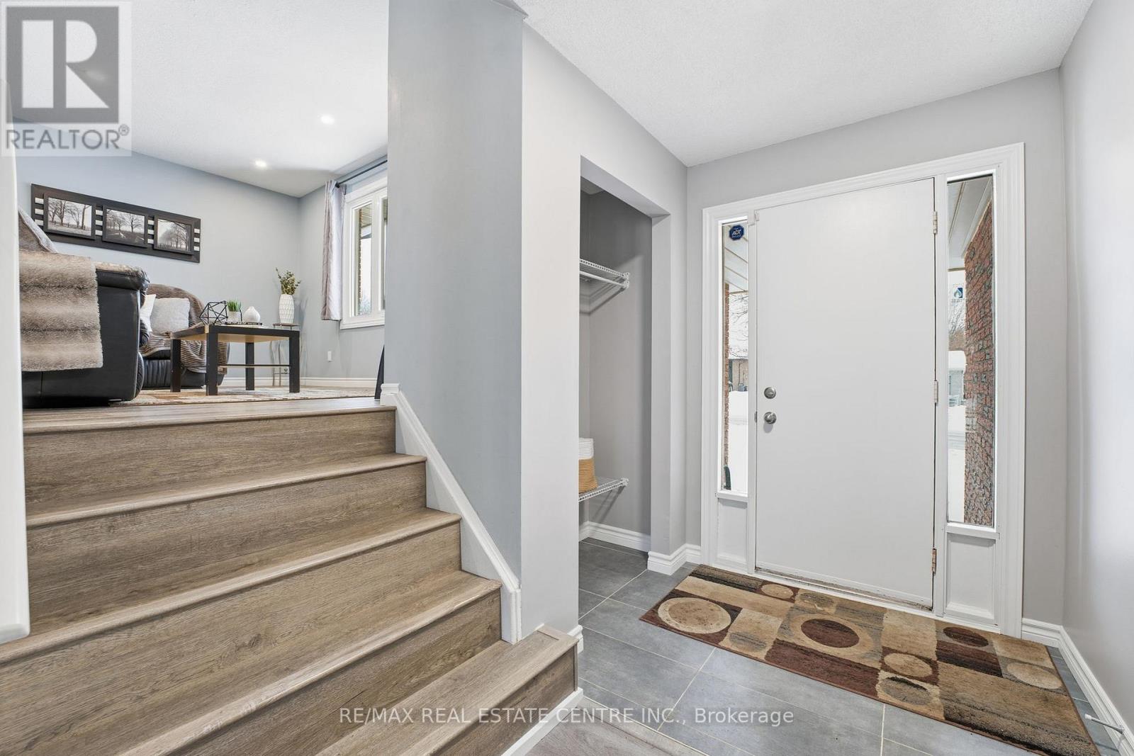 139 The Country Way, Kitchener, Ontario  N2E 2L1 - Photo 7 - X12616244