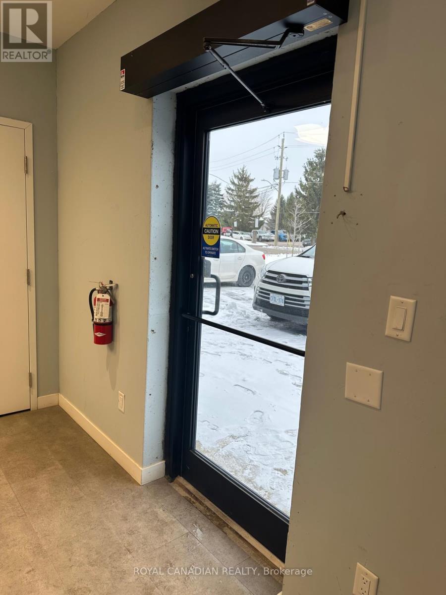 201 Bysham Park Drive, Woodstock, Ontario  N4T 1P1 - Photo 5 - X12616248