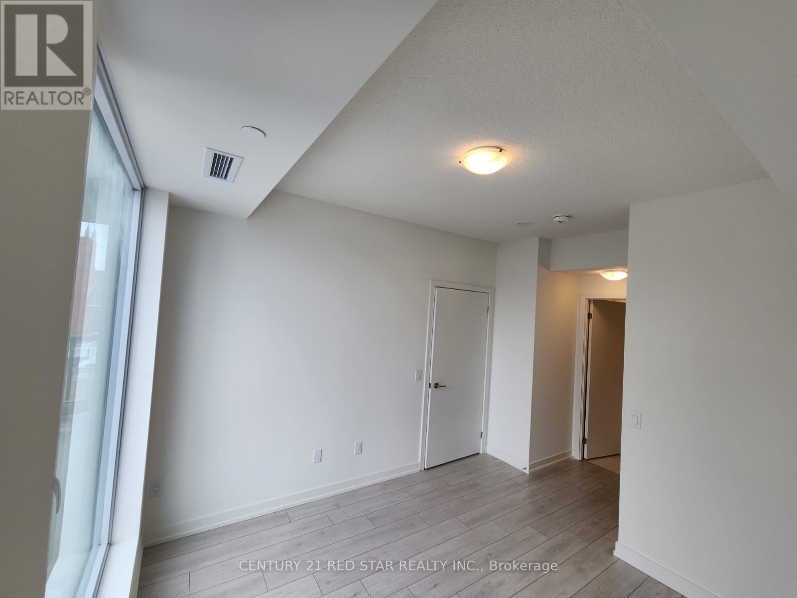 601 - 55 Duke Street W, Kitchener, Ontario  N2H 0C9 - Photo 18 - X12616286