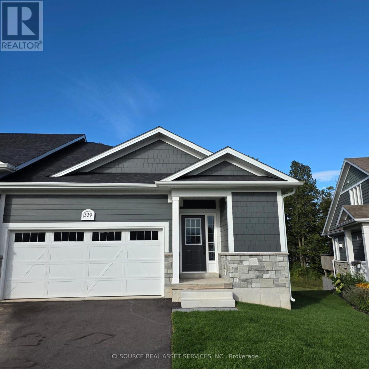 319 Telford Trail, Georgian Bluffs, Ontario N0H 1S0 - Photo 1 - X12616376