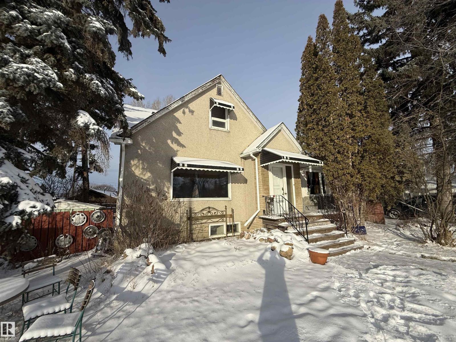 11022 110 Av Nw, Edmonton, Alberta  T5H 1H9 - Photo 2 - E4467253