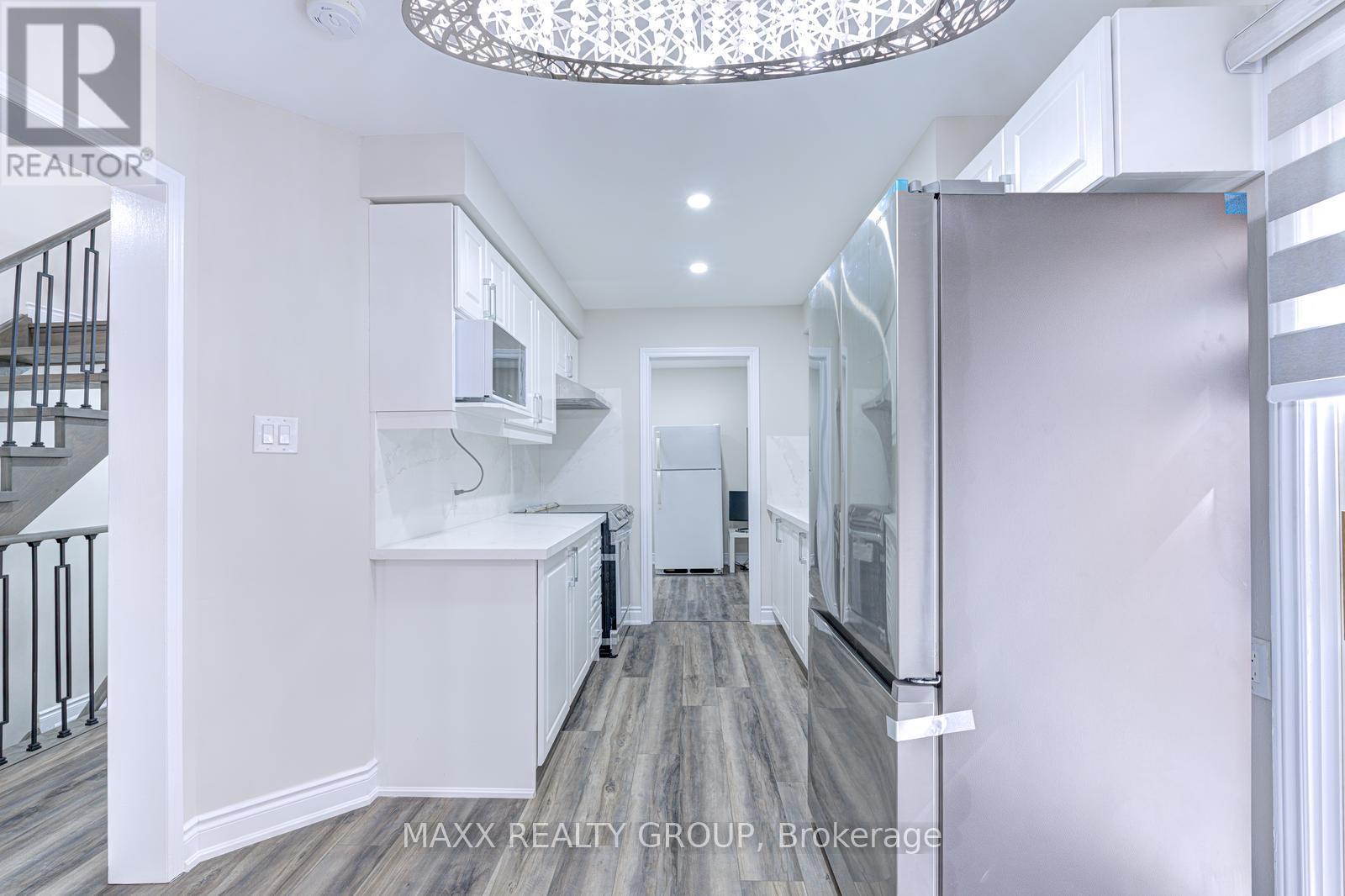 109 Woodsend Run, Brampton, Ontario  L6Y 4H7 - Photo 11 - W12615184