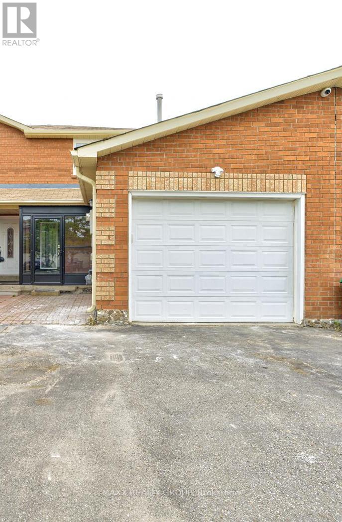 109 Woodsend Run, Brampton, Ontario  L6Y 4H7 - Photo 3 - W12615184