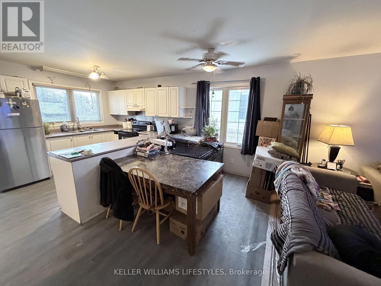 128 Stuart Street, Sarnia, Ontario  N7T 3B1 - Photo 9 - X12616434