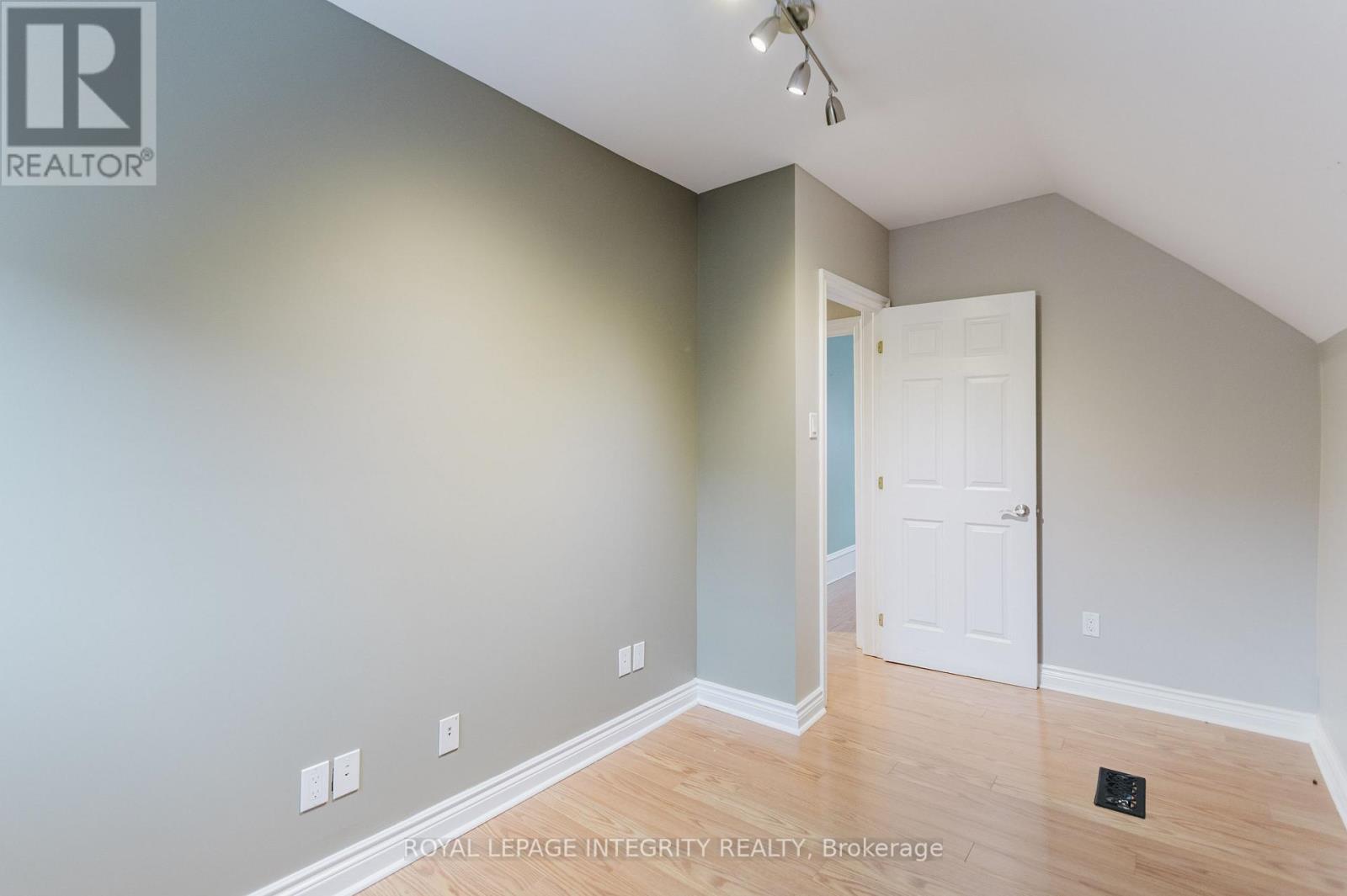 1538 Stittsville Main Street, Ottawa, Ontario  K2S 1N7 - Photo 28 - X12616400