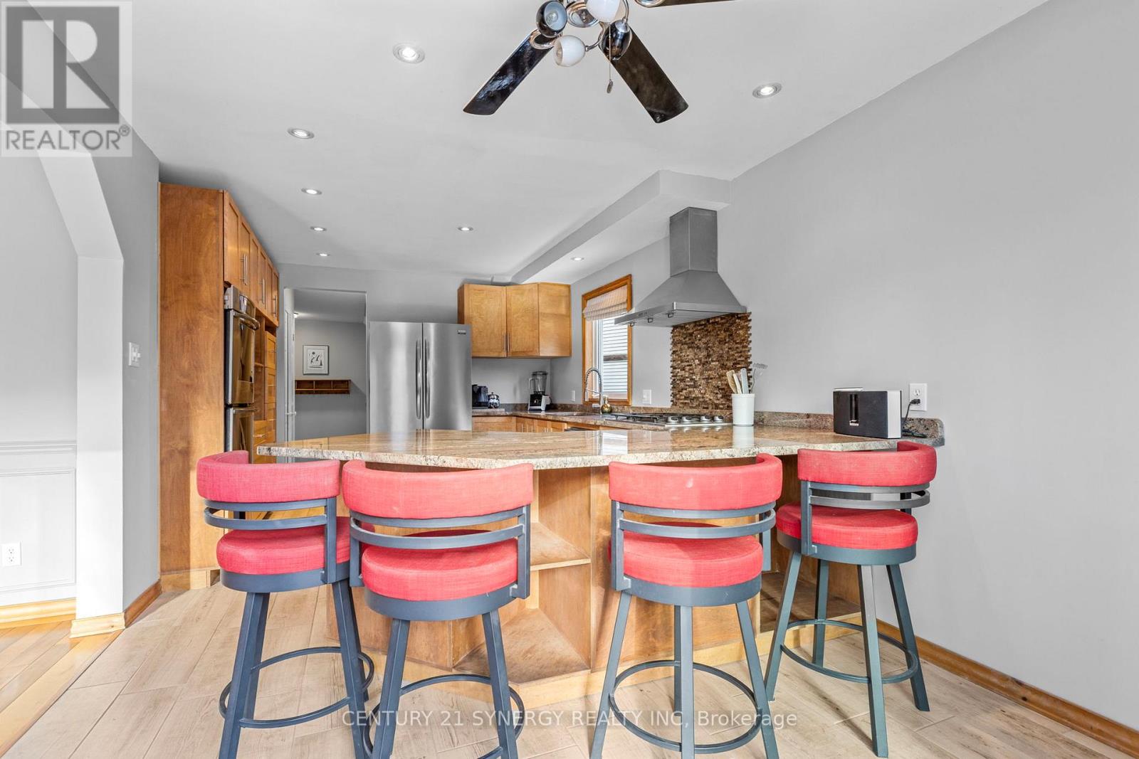 34 Rosegarden Crescent, Ottawa, Ontario  K1T 3A9 - Photo 12 - X12616428