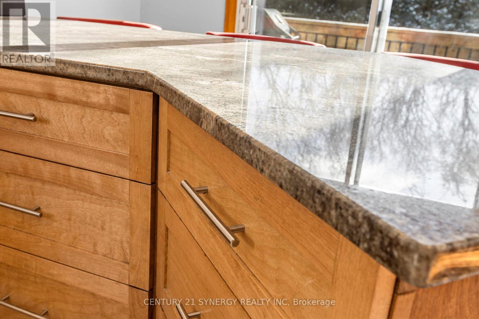 34 Rosegarden Crescent, Ottawa, Ontario  K1T 3A9 - Photo 17 - X12616428