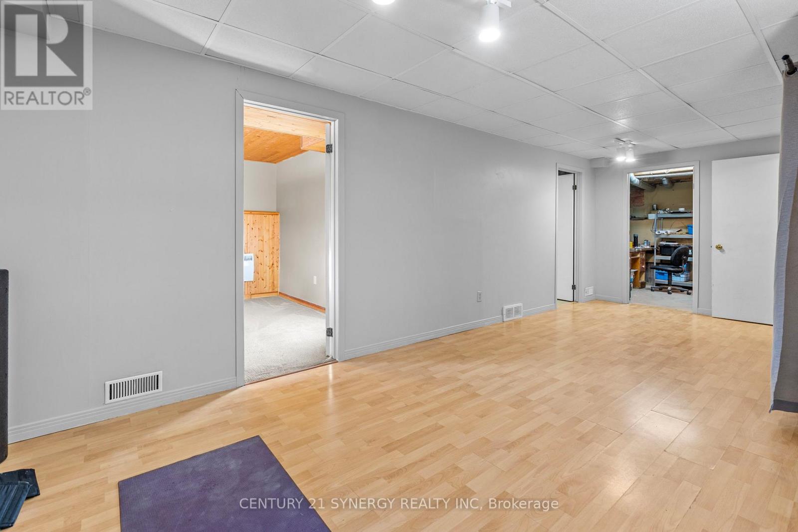 34 Rosegarden Crescent, Ottawa, Ontario  K1T 3A9 - Photo 33 - X12616428