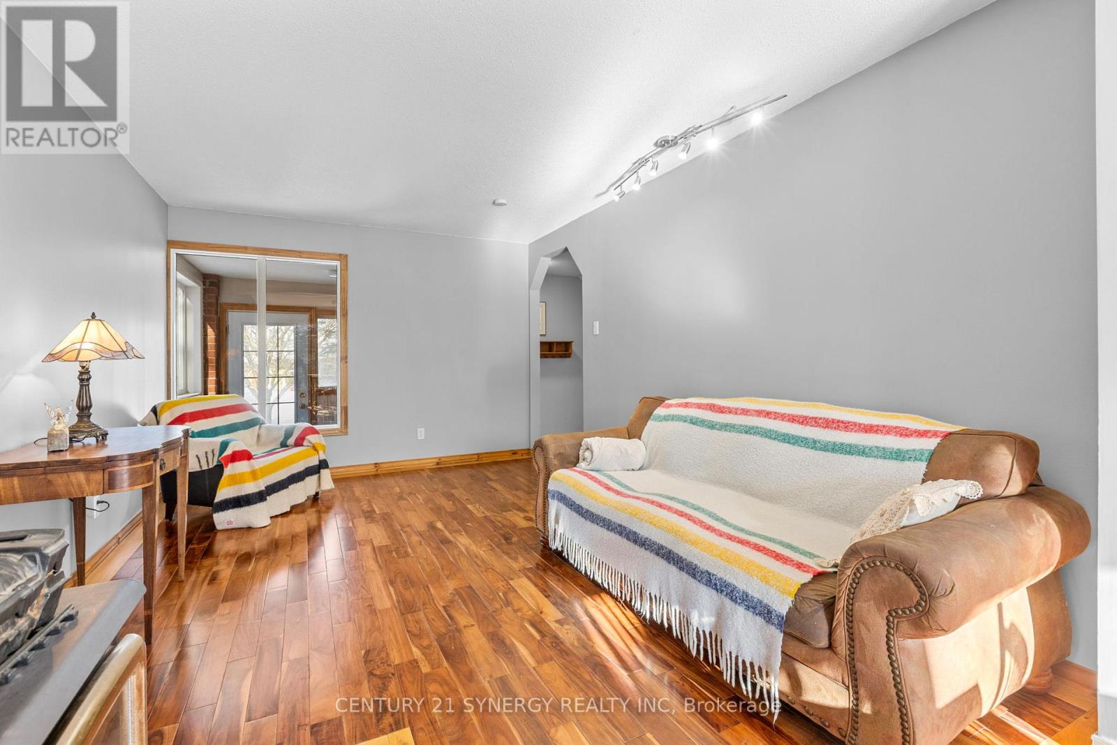 34 Rosegarden Crescent, Ottawa, Ontario  K1T 3A9 - Photo 8 - X12616428