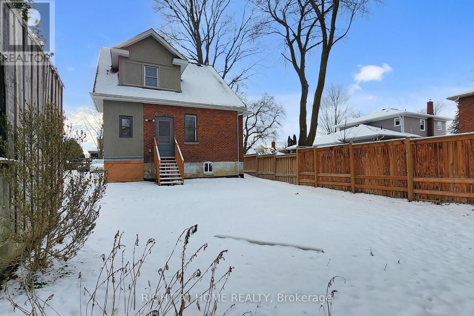 Upper - 333 Millard Avenue, Newmarket, Ontario  L3Y 1Z5 - Photo 19 - N12583784