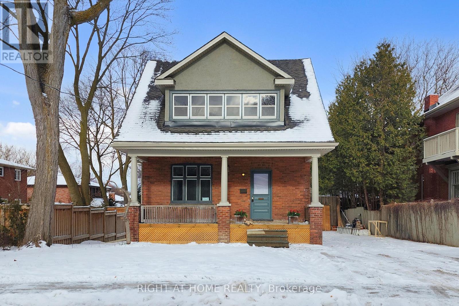 Upper - 333 Millard Avenue, Newmarket, Ontario  L3Y 1Z5 - Photo 23 - N12583784