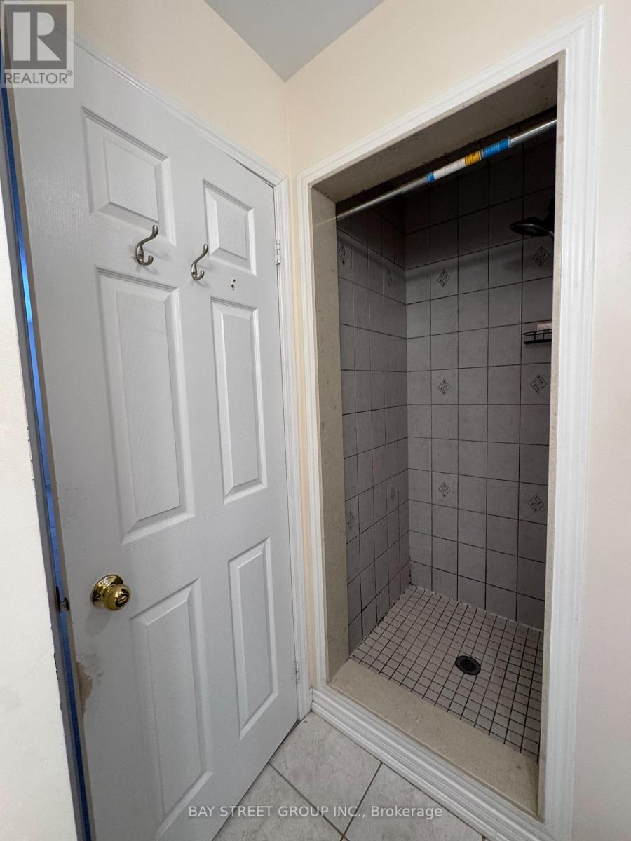 3196 Tim Dobbie Drive, Burlington, Ontario  L7M 0N4 - Photo 22 - W12557790