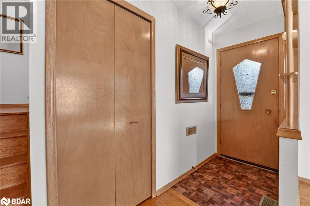 18 Fairway Drive, Hamilton, Ontario  L8K 5L4 - Photo 7 - 40792609