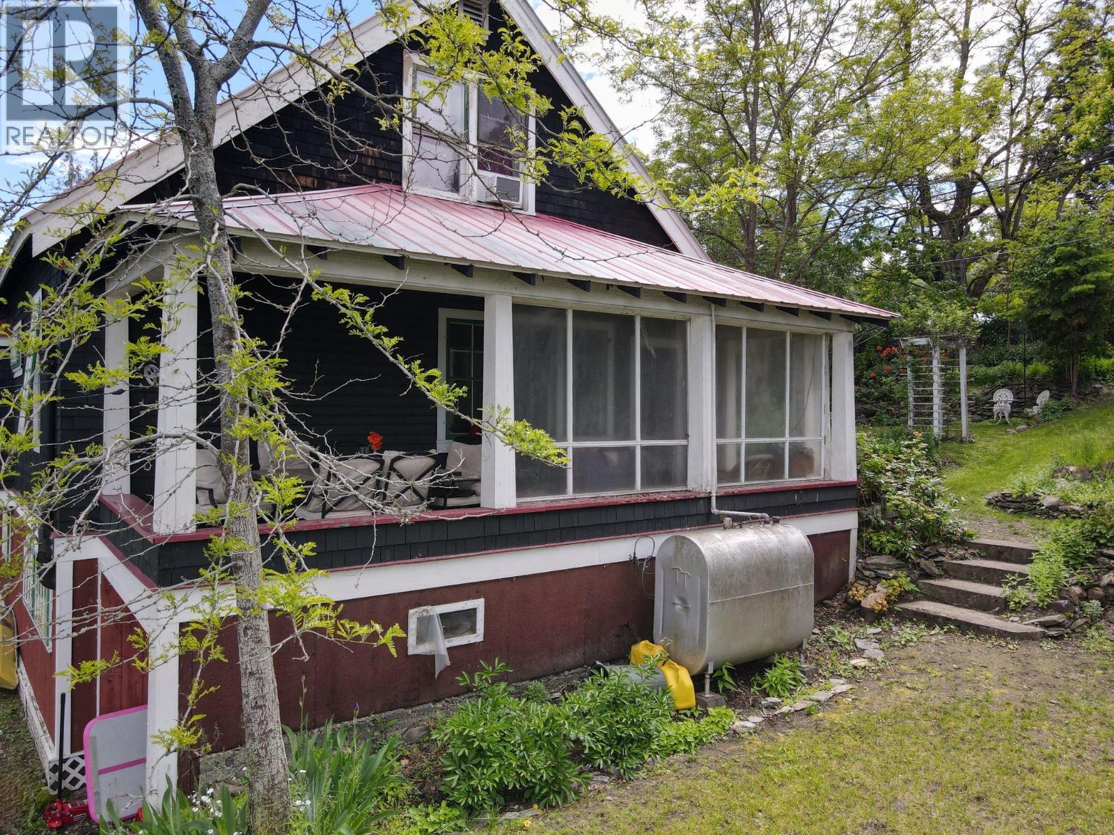 2415 Blind Bay Road, Blind Bay, British Columbia  V0E 1H2 - Photo 11 - 10333393