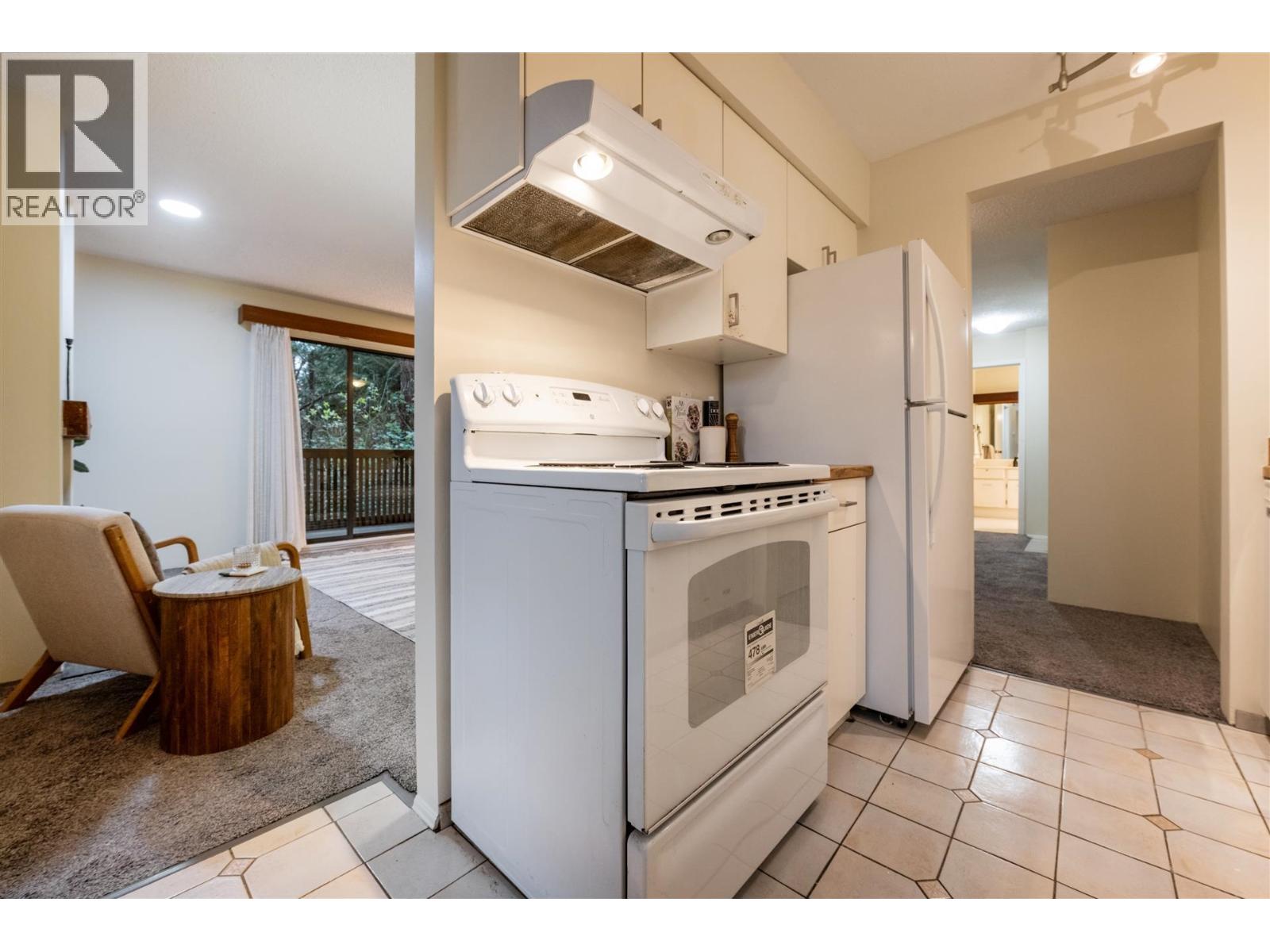 220 7377 Salisbury Avenue, Burnaby, British Columbia  V5E 4B2 - Photo 8 - R3073228