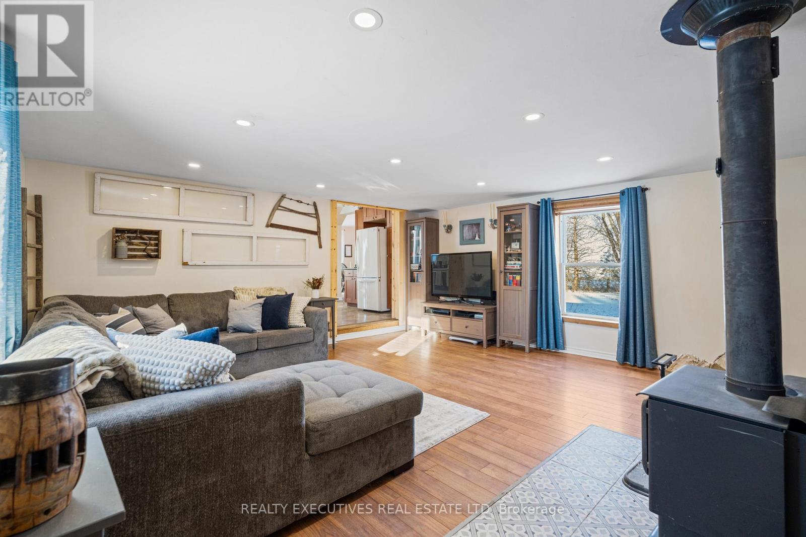 10938 Church Road, North Dundas, Ontario  K0E 1S0 - Photo 26 - X12616444