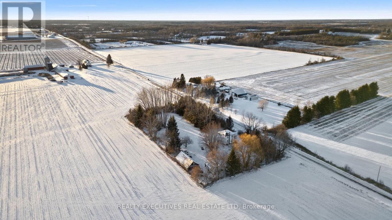 10938 Church Road, North Dundas, Ontario  K0E 1S0 - Photo 5 - X12616444