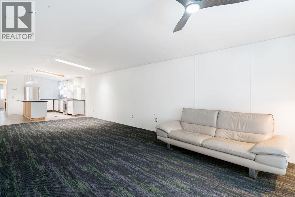 19728 Poplar Place, Pitt Meadows, British Columbia  V3Y 1Z3 - Photo 17 - R3073241