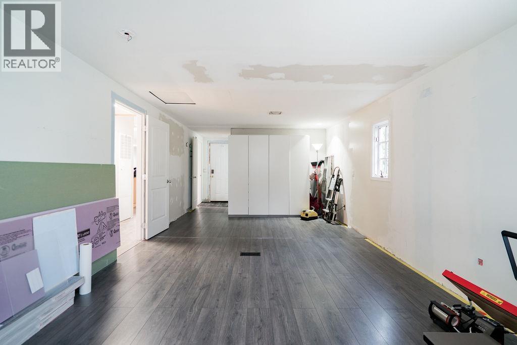 19728 Poplar Place, Pitt Meadows, British Columbia  V3Y 1Z3 - Photo 32 - R3073241