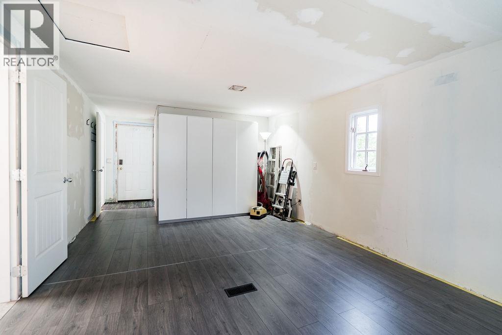 19728 Poplar Place, Pitt Meadows, British Columbia  V3Y 1Z3 - Photo 33 - R3073241