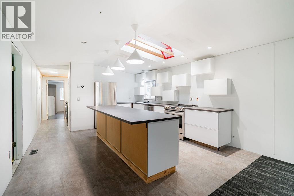 19728 Poplar Place, Pitt Meadows, British Columbia  V3Y 1Z3 - Photo 9 - R3073241