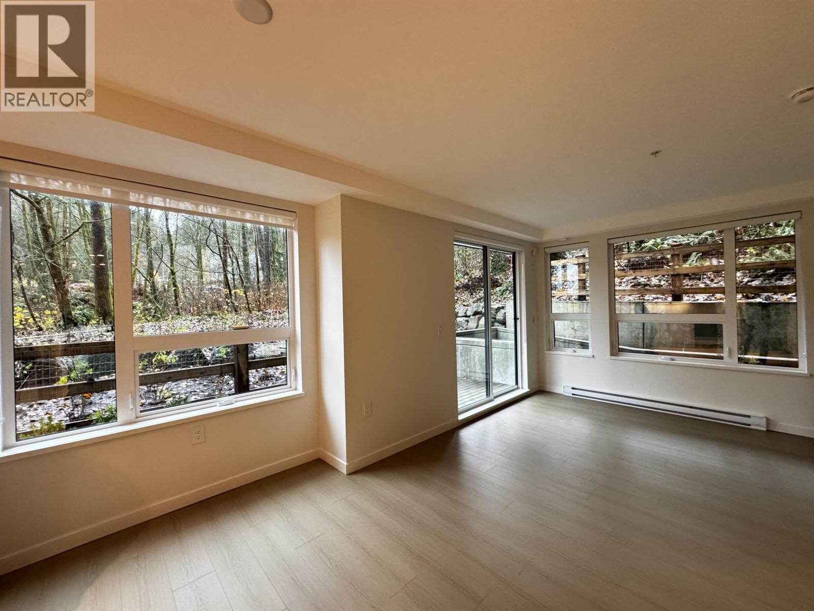 114 125 Albert St, Port Moody, British Columbia  V3H 0M8 - Photo 2 - R3073261