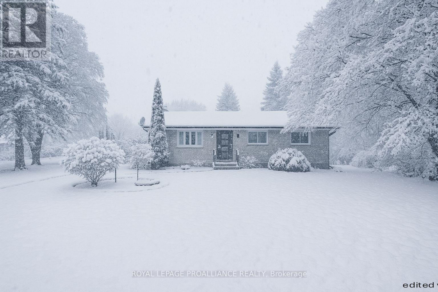 97 Roseland Drive, Quinte West, Ontario  K0K 1L0 - Photo 3 - X12477100