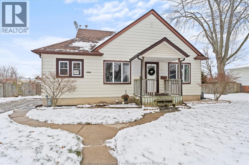 MLS# 25031526: 127 BALACLAVA STREET South, Amherstburg, Canada