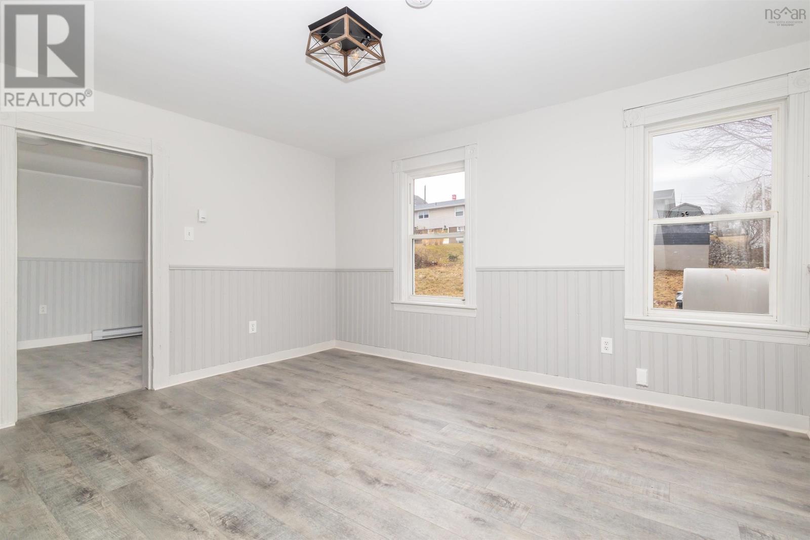 44 Central, Sydney, Nova Scotia  B1P 2A8 - Photo 11 - 202529300
