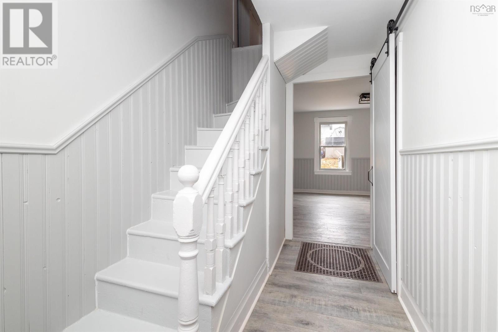44 Central, Sydney, Nova Scotia  B1P 2A8 - Photo 6 - 202529300