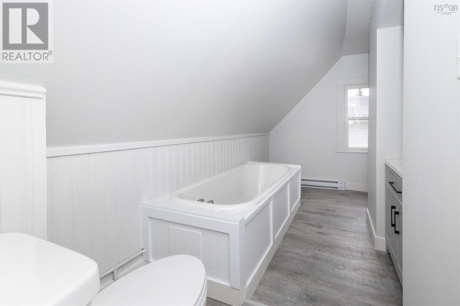 44 Central, Sydney, Nova Scotia  B1P 2A8 - Photo 30 - 202529300