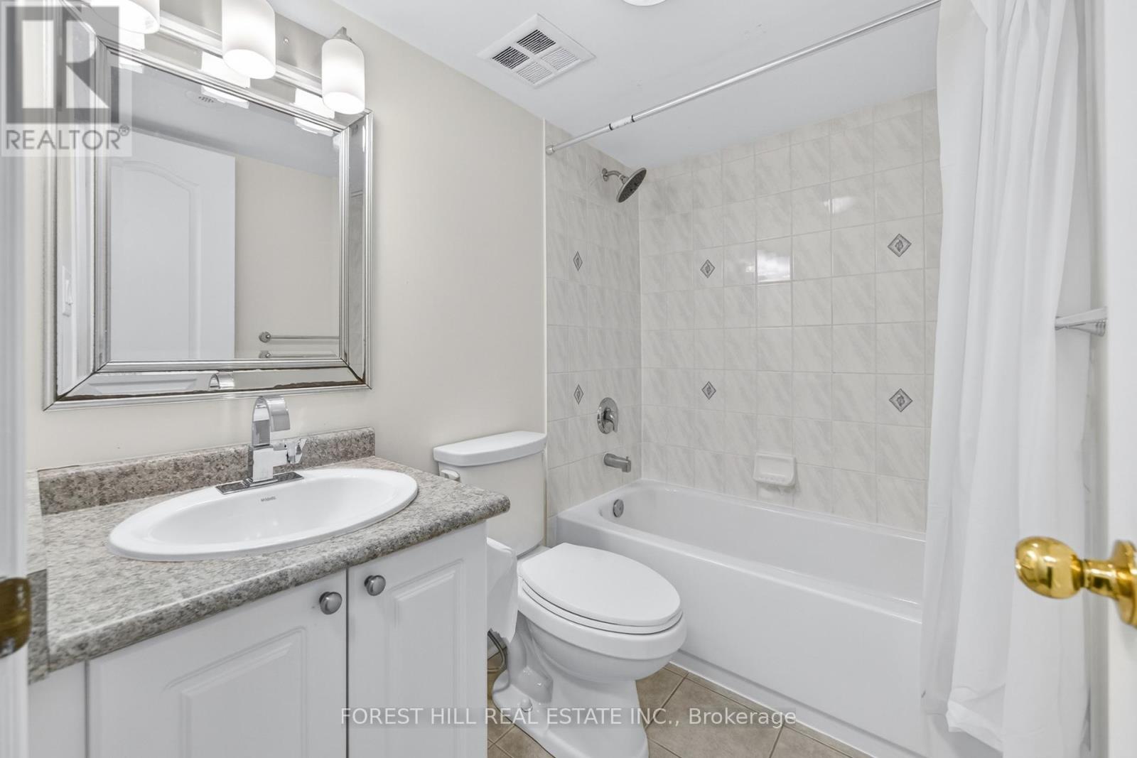 20 - 5050 Intrepid Drive, Mississauga, Ontario L5M 0E5 - Photo 23 - W12611116