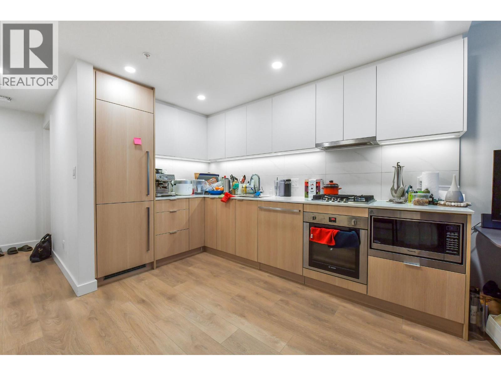 1406 308 Alderson Avenue, Coquitlam, British Columbia  V3K 0J2 - Photo 6 - R3073005