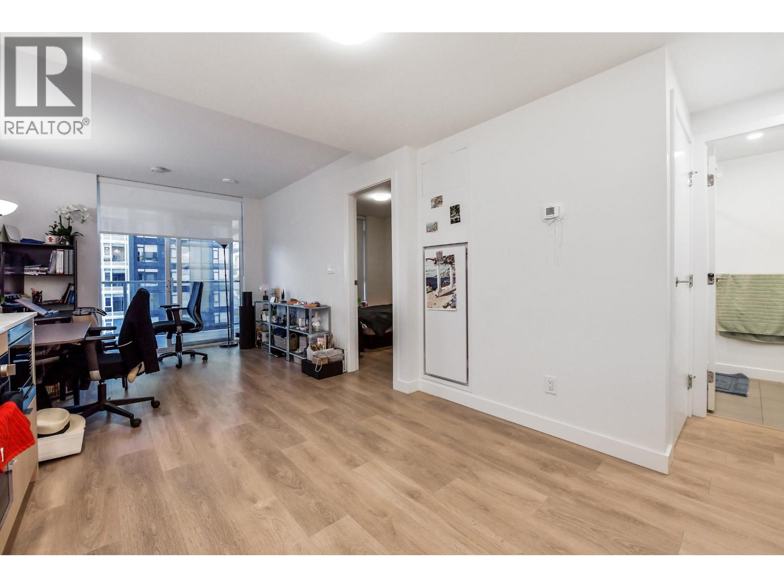 1406 308 Alderson Avenue, Coquitlam, British Columbia  V3K 0J2 - Photo 10 - R3073005