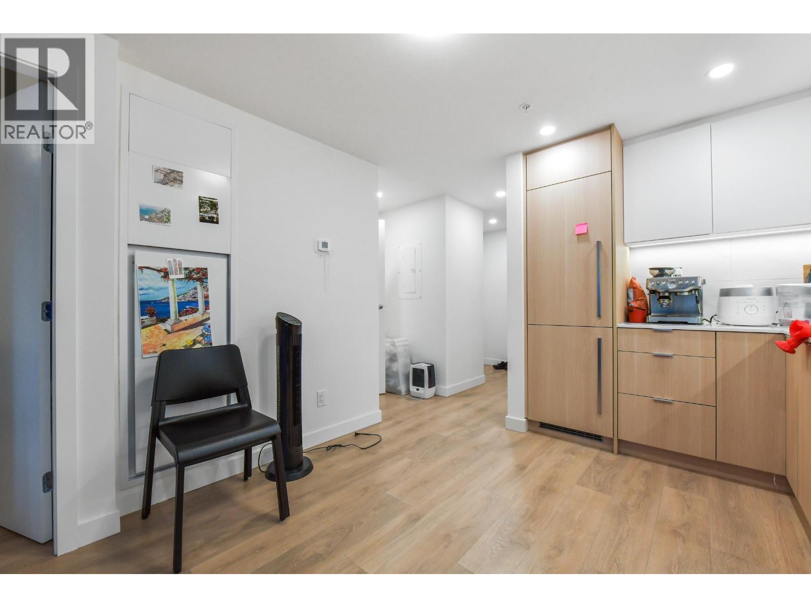 1406 308 Alderson Avenue, Coquitlam, British Columbia  V3K 0J2 - Photo 5 - R3073005