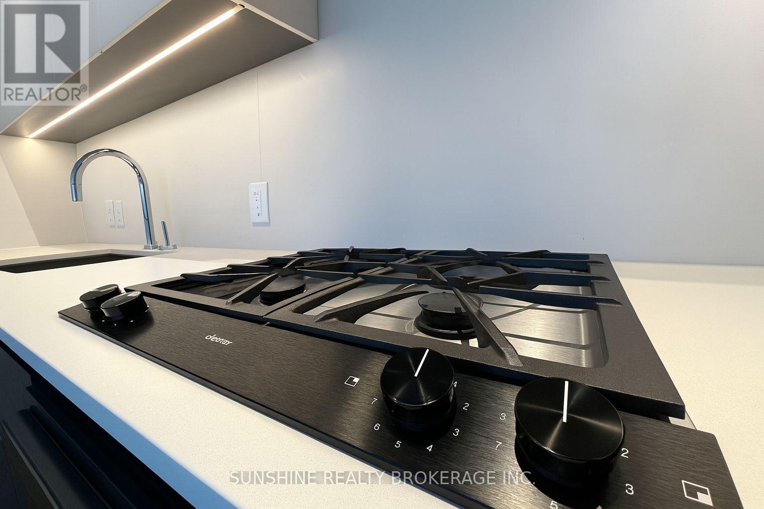 1708 - 81 Wellesley Street E, Toronto, Ontario  M4Y 0C5 - Photo 17 - C12616430