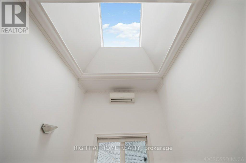 260 Byng Avenue, Toronto, Ontario  M2N 4L3 - Photo 23 - C12616456