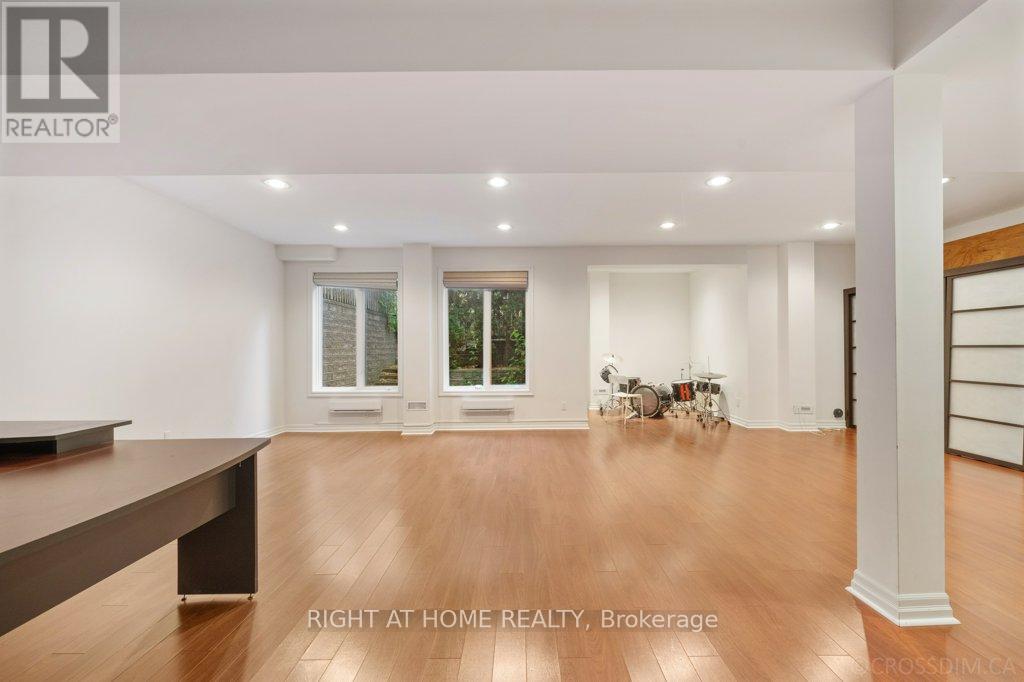 260 Byng Avenue, Toronto, Ontario  M2N 4L3 - Photo 39 - C12616456